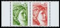 Paire horizontale 40 ans du type Sabine 1977 - 0,73 € vert et 0,85 € rouge provenant du carnet