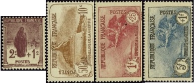 Série au profit des orphelins de la Guerre de 1926 - 4 timbres