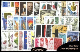 Année complète France 1992 - n° 2736 au n° 2784 - 52 timbres + 2 carnets