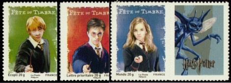 Série fête du timbre Harry Potter tirage autoadhésif - 3 timbres avec logo provenant de mini-feuillets