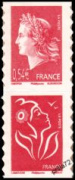 Paire verticale Marianne de Cheffer et Lamouche tirage autoadhésif - 0.54€ rouge et sans valeur rouge provenant de carnet