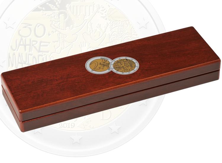 Petite boîte de rangement en métal de forme rectangulaire pour pièces de monnaie 